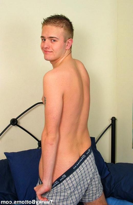 12P Yummy teen twink posing in bed