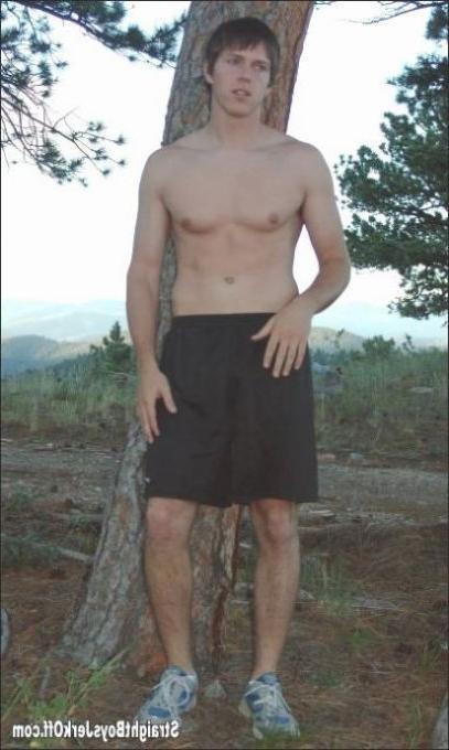 16P gorgeous twink bare outdoor erotic show