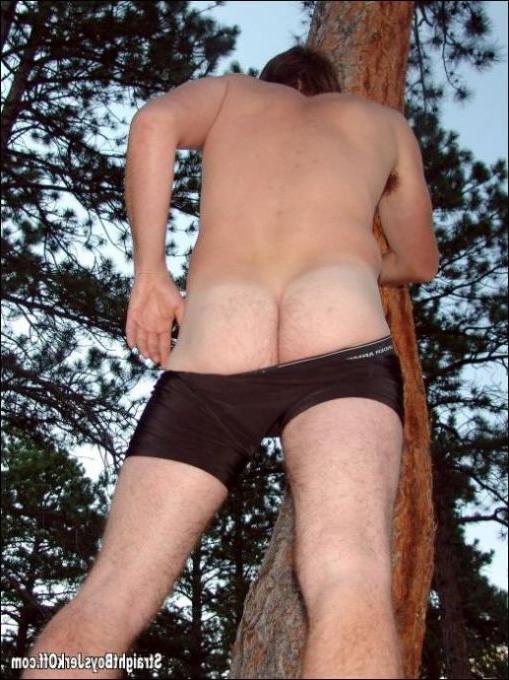 16P gorgeous twink bare outdoor erotic show