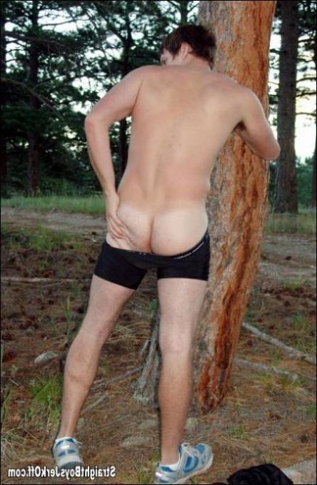 16P gorgeous twink bare outdoor erotic show