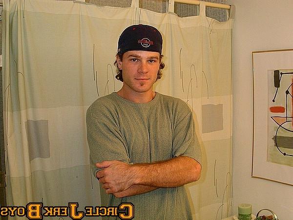 14P Cute young twink fresh out of the shower
