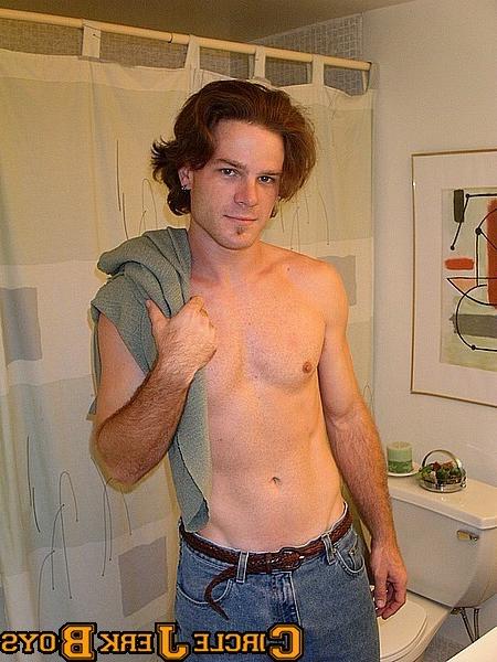 14P Cute young twink fresh out of the shower