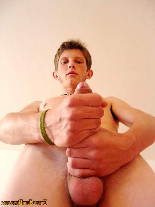 15P Twink with big cock undressing