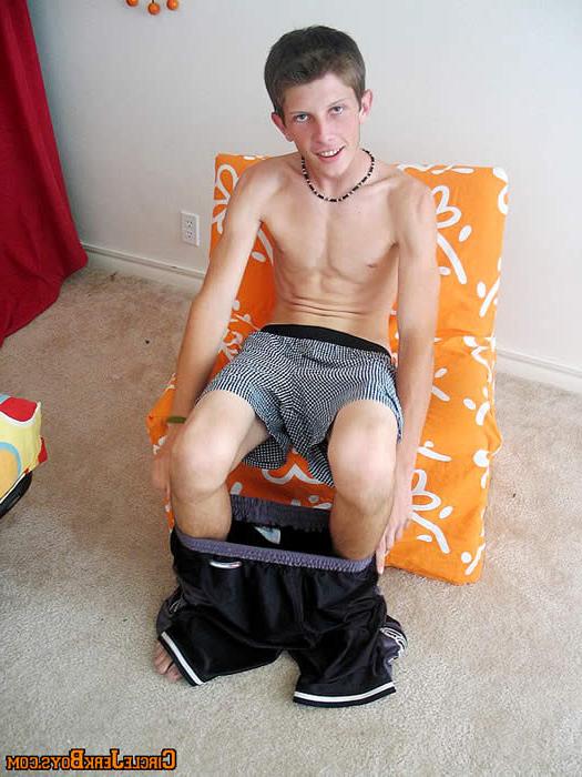 15P Twink with big cock undressing