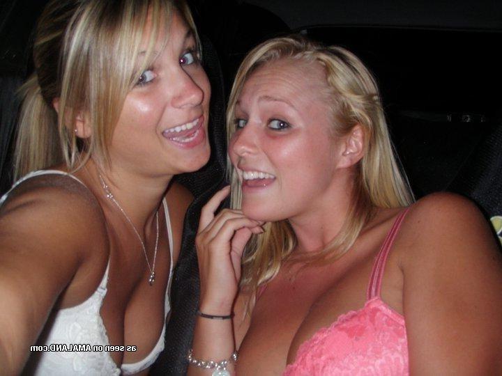 10P Sexy amateur teens in their underwear at a drive-thru