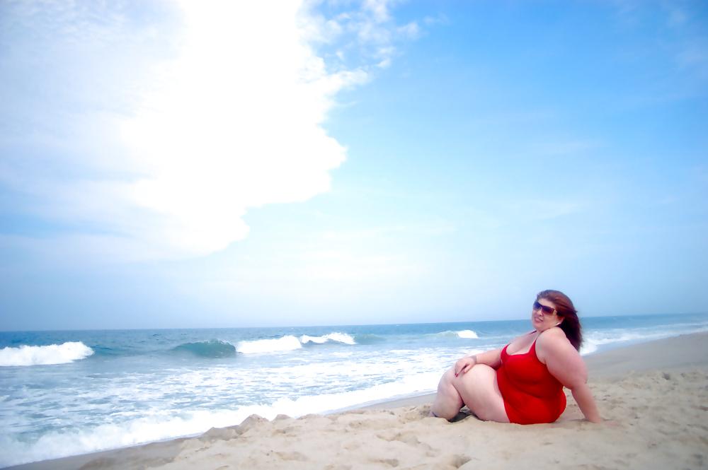 10P Ms Red White and Beautiful (swim)