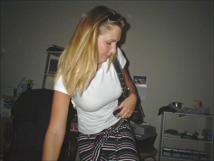 16P Anonymous naughty closeup pics