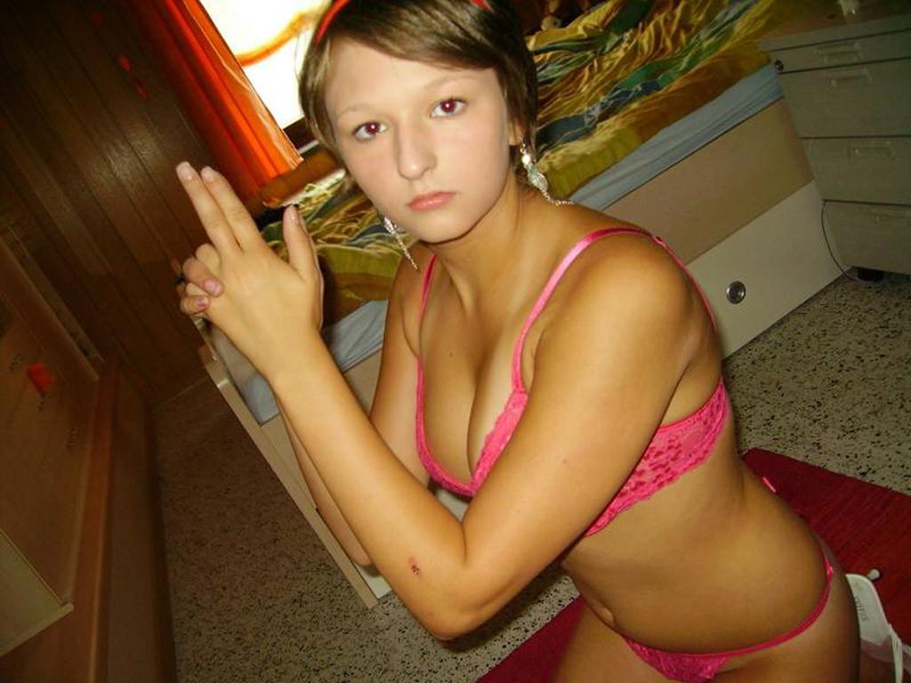 16P Hot photos of amateur girlfriends who got naughty with their BFs