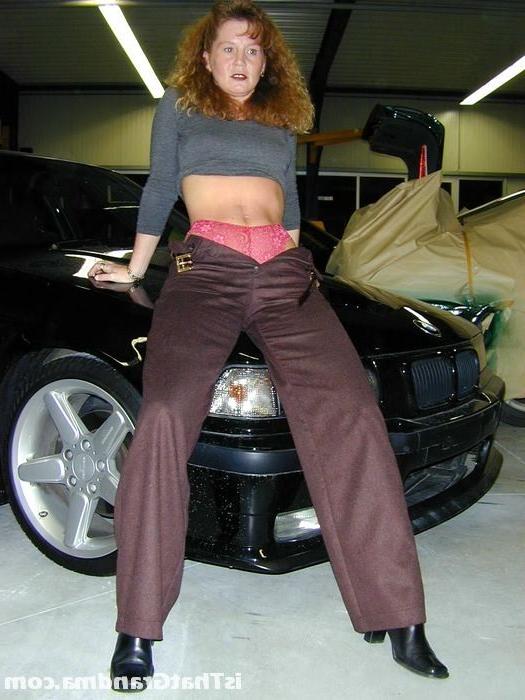 16P Grandma posing