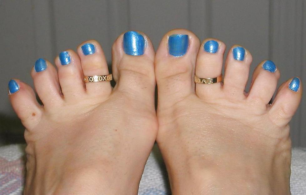 14P Feet and Toes I would love to lick,taste, and suckle