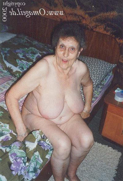 16P granny pixs