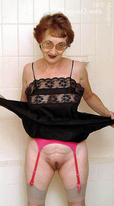 16P granny pixs