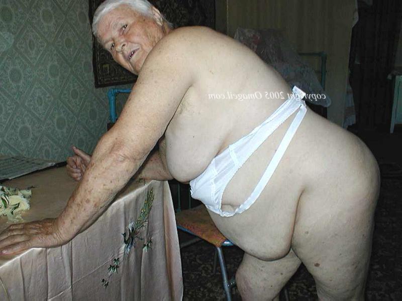 16P Exclusive Grannys sex