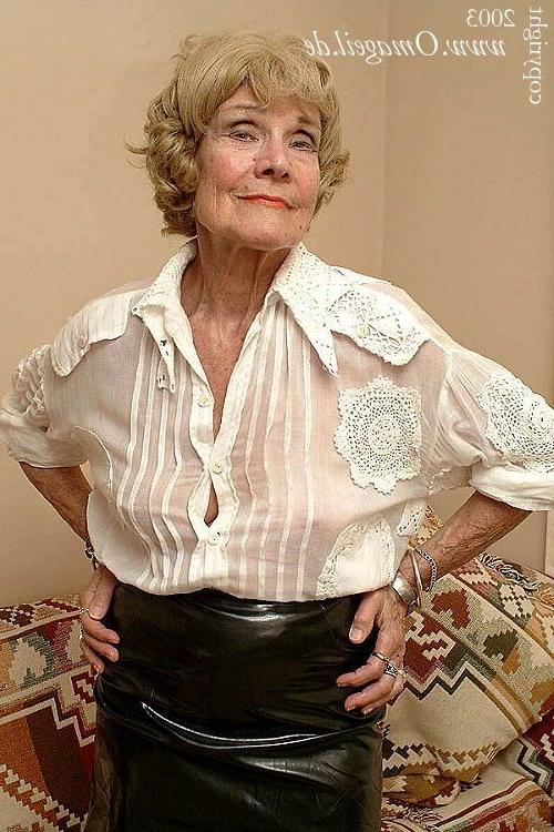 16P Fantastic GRANNIES