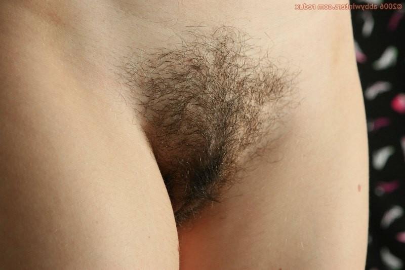 16P Hairy amateur Gabrielle toying her unshaved pussy