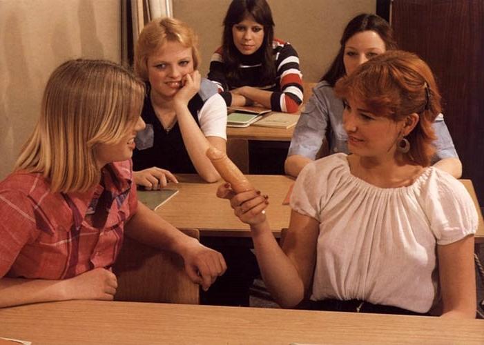 12P Eighties sex lesson