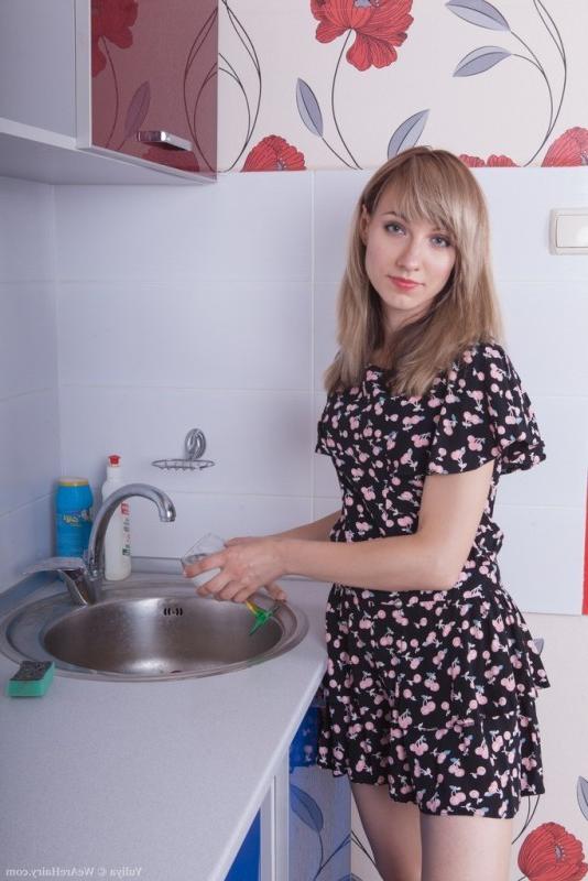 16P Yuliya shows off body in kitchen