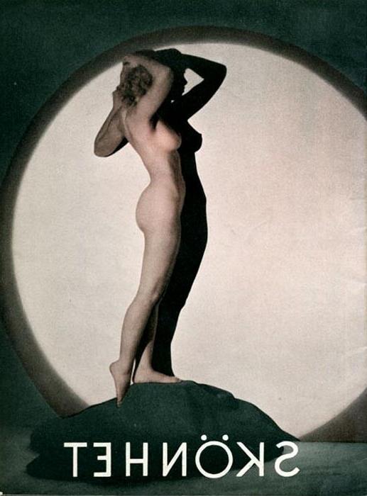 16P Vintage beauties posing naked for you