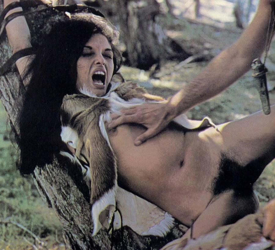 16P lassic collection of erotic pictures with elegant ladies