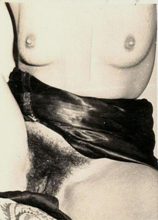 16P Vintage naked chicks demonstrate their hairy pussy