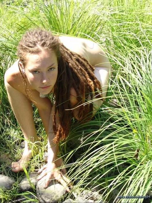 15P Hairy Pierced Nipple Hippie Dancing Among the Reeds