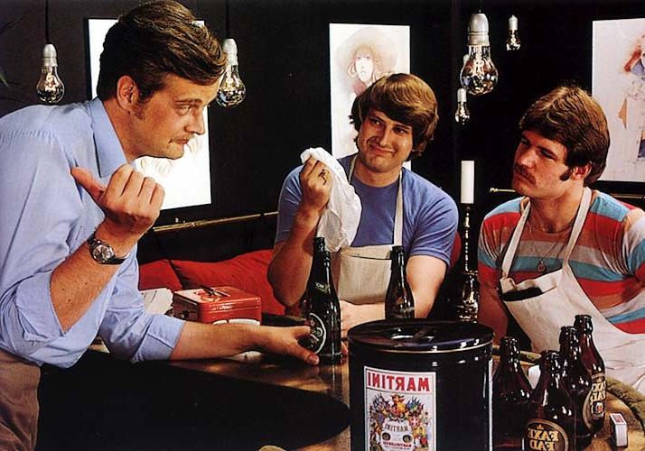 16P Two retro guys fucking the sexy house cleaner