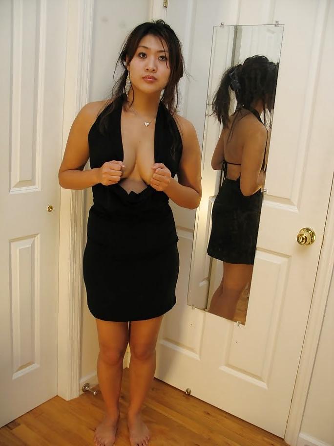 25P BEAUTIFUL SEXY ASIAN MILF XII