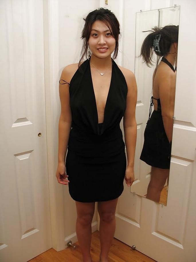 25P BEAUTIFUL SEXY ASIAN MILF XII
