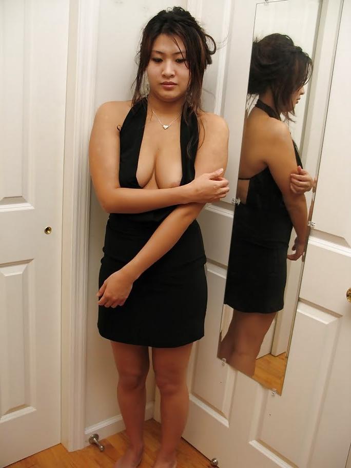 25P BEAUTIFUL SEXY ASIAN MILF XII
