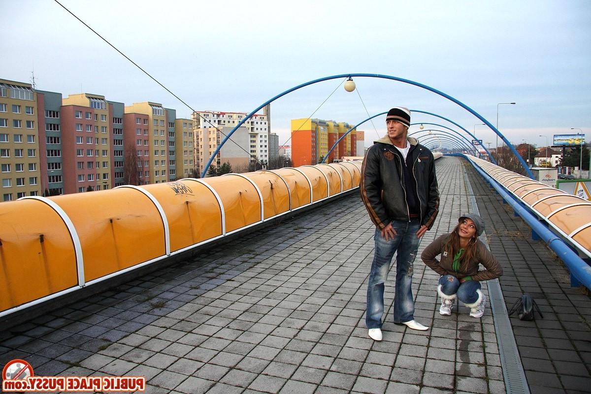 14P Horny couple doing it in public locations