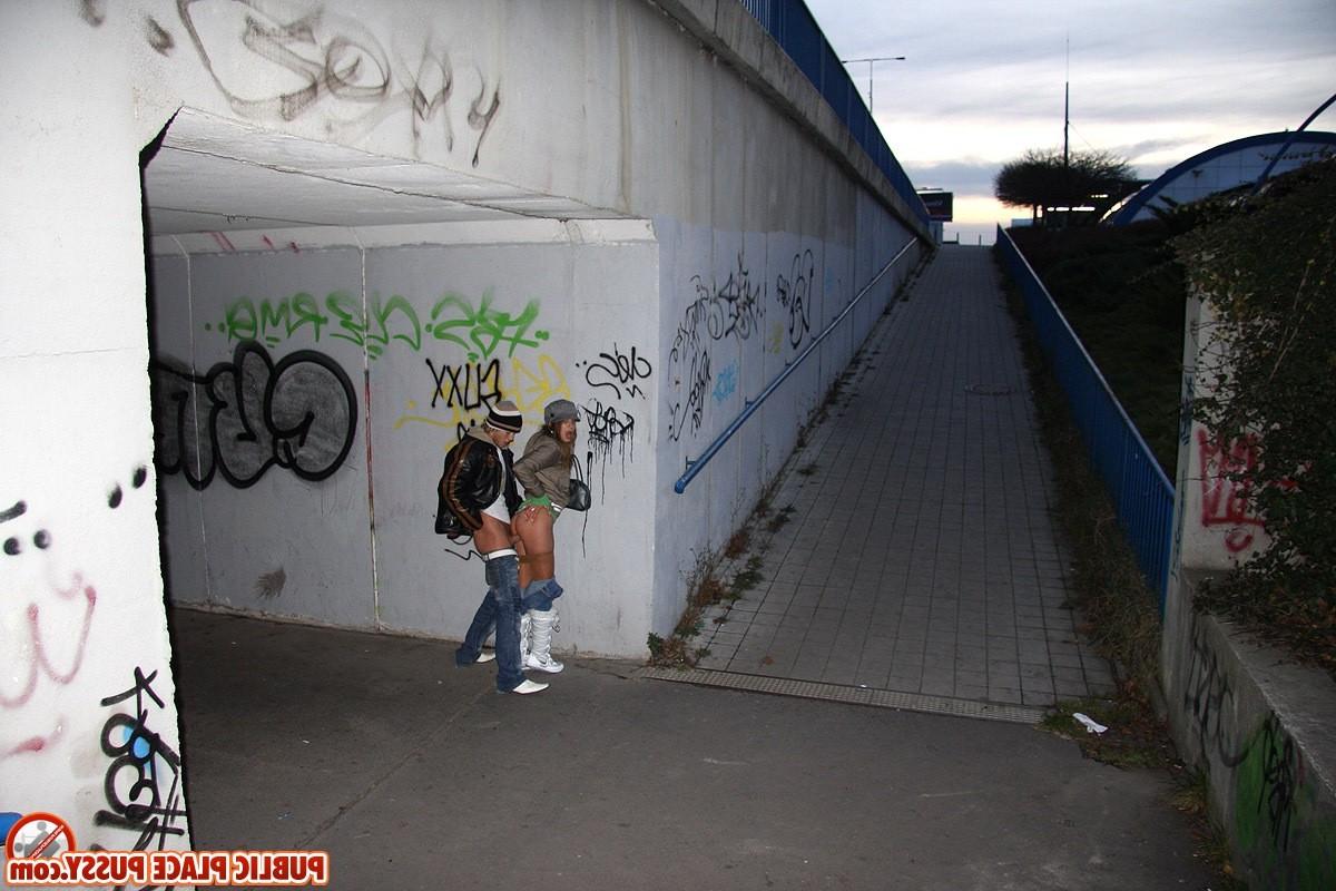 14P Horny couple doing it in public locations