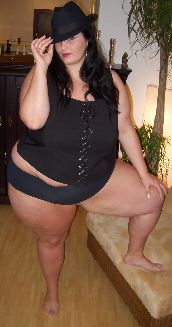 20P Mature-BBW-Ladies 52