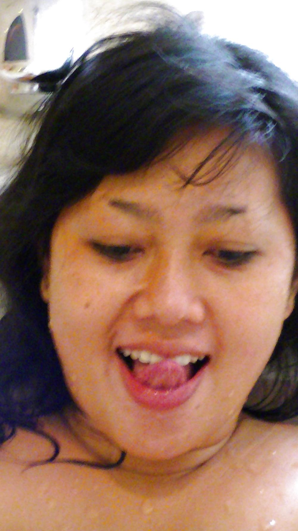 25P Asian Just Doing Her Trade