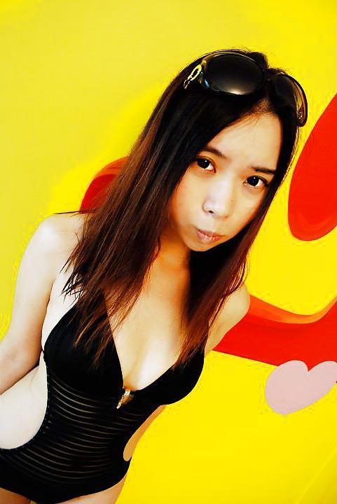 4P KOrean girl Da Ham