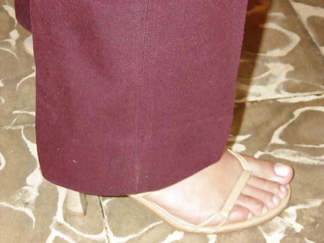 23P Amateur Feet 2