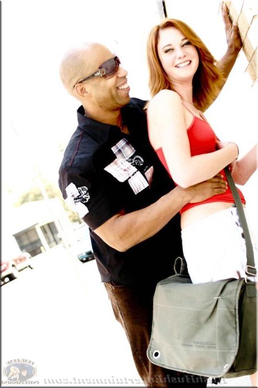 15P Sexe interracial avec une ado rousse avec anaconda noir