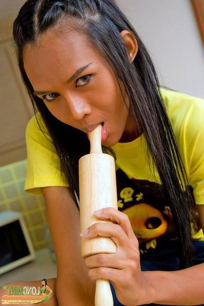 16P Ladyboy getting dirty in the kitchen