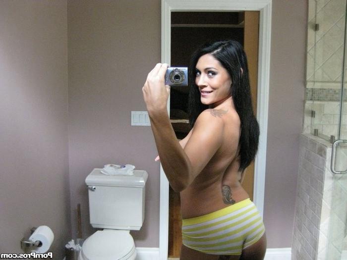 12P Busty Ex-Wife's Kitchen Blowjob