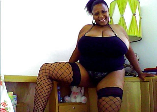 25P BBW Pornostar webcam 5