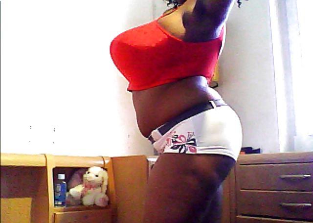 25P BBW Pornostar webcam 5