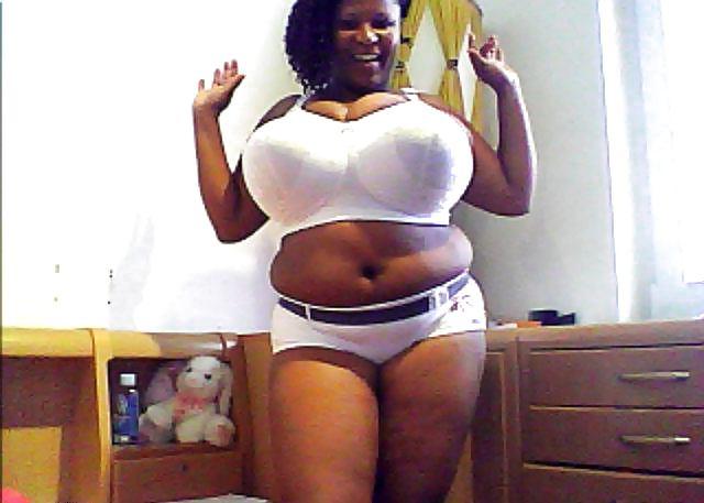 25P BBW Pornostar webcam 5
