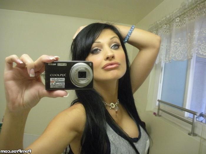 12P Busty And Playful Revenge