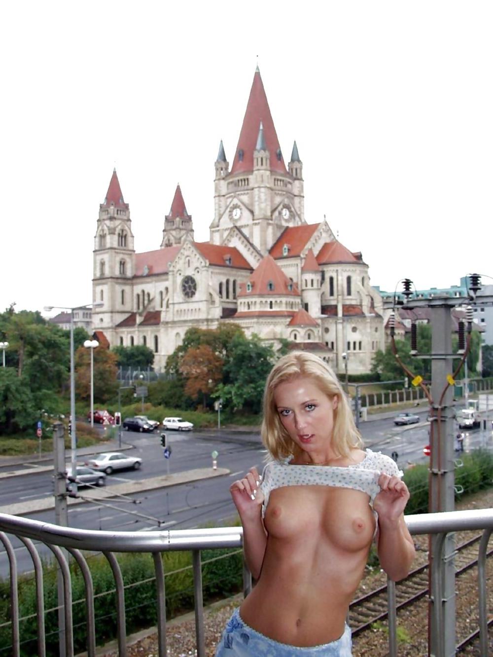 25P FLASHING IN PUBLIC - VERONIKA