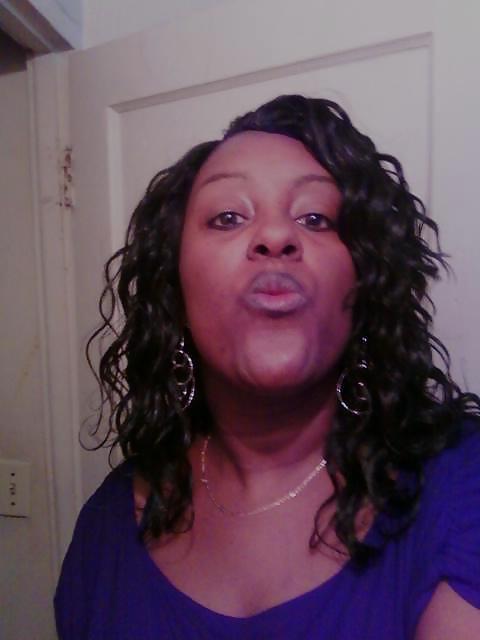 13P Mature Black milf self pics