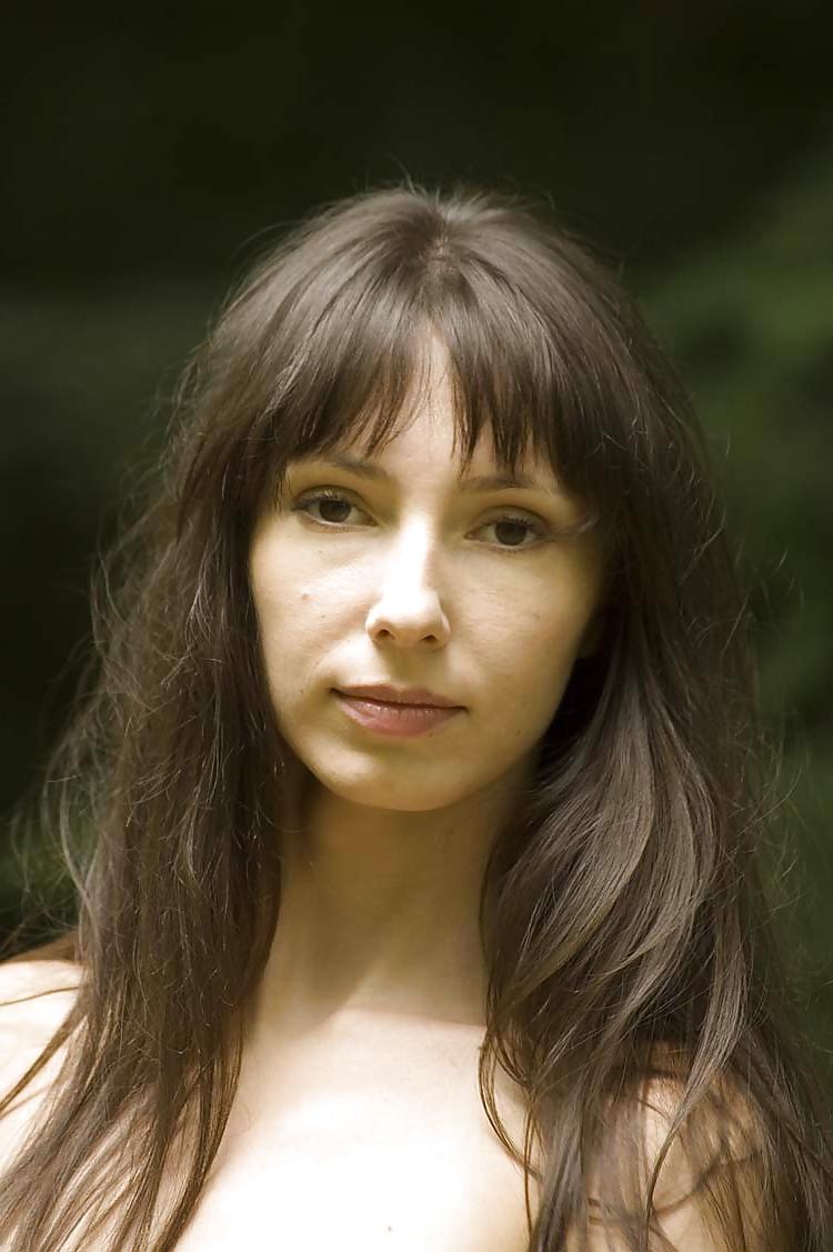 15P Caroline Nature
