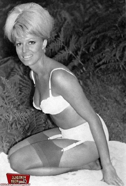 12P Classic vintage porn