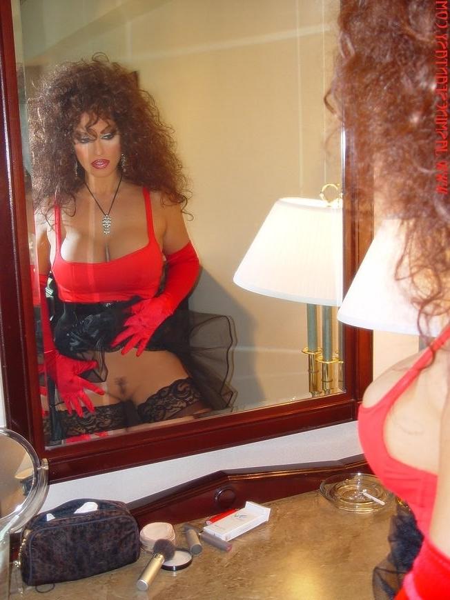 12P Busty redhead Jasmine in sexy stockings
