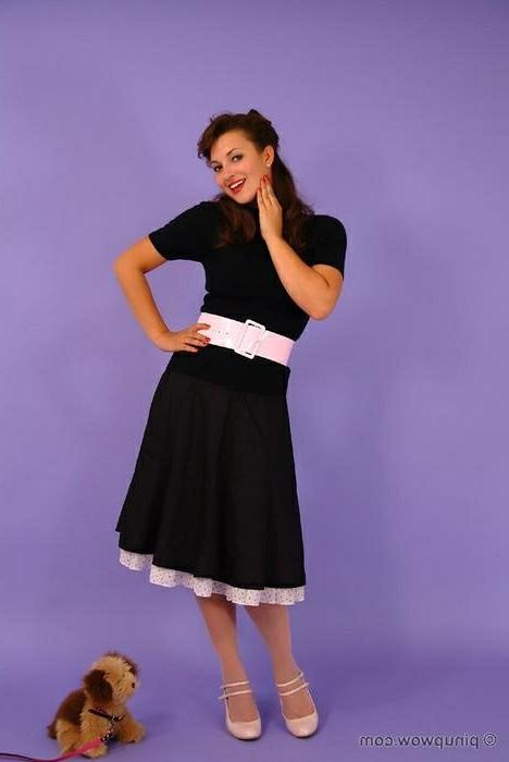 16P Retro Style Babe In Stockings