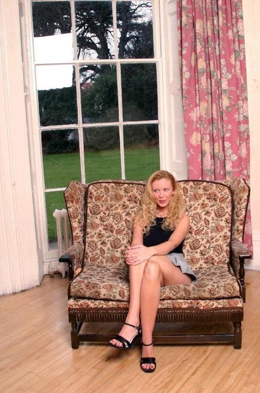 16P Mature masturbating her pussy hard to get orgasm