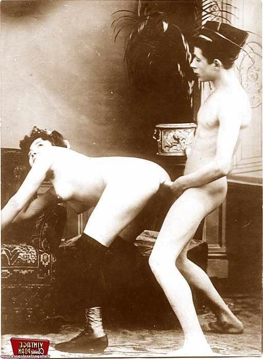 12P Hardcore vintage retro hairy threesomes naked pics